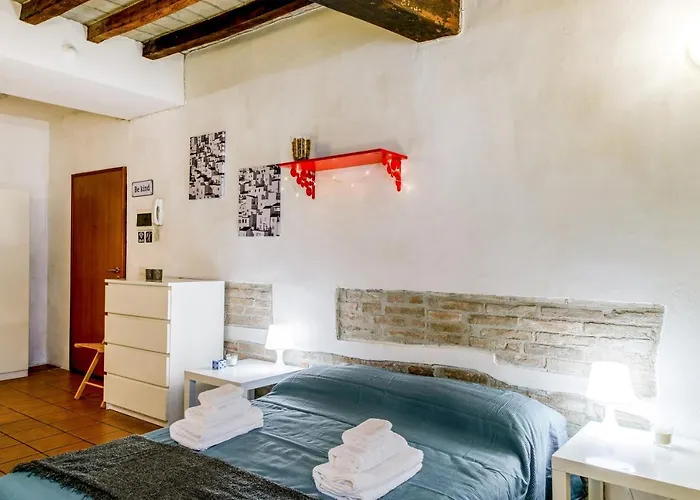 Guesthost - Borgo Della Posta Monolocale In Centro